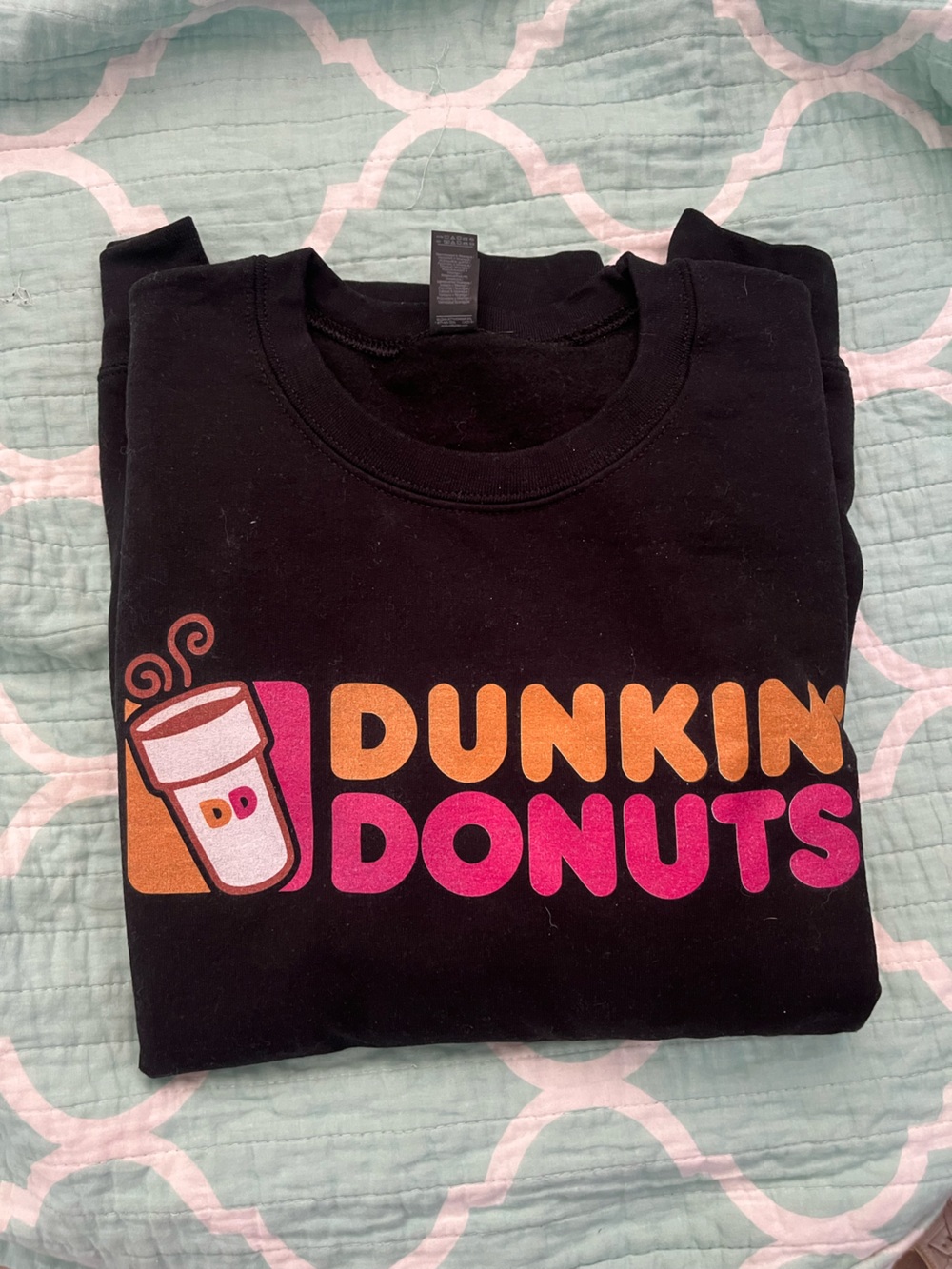 Gildan Black Dunkin Donuts Logo Pullover Crewneck Sweatshirt